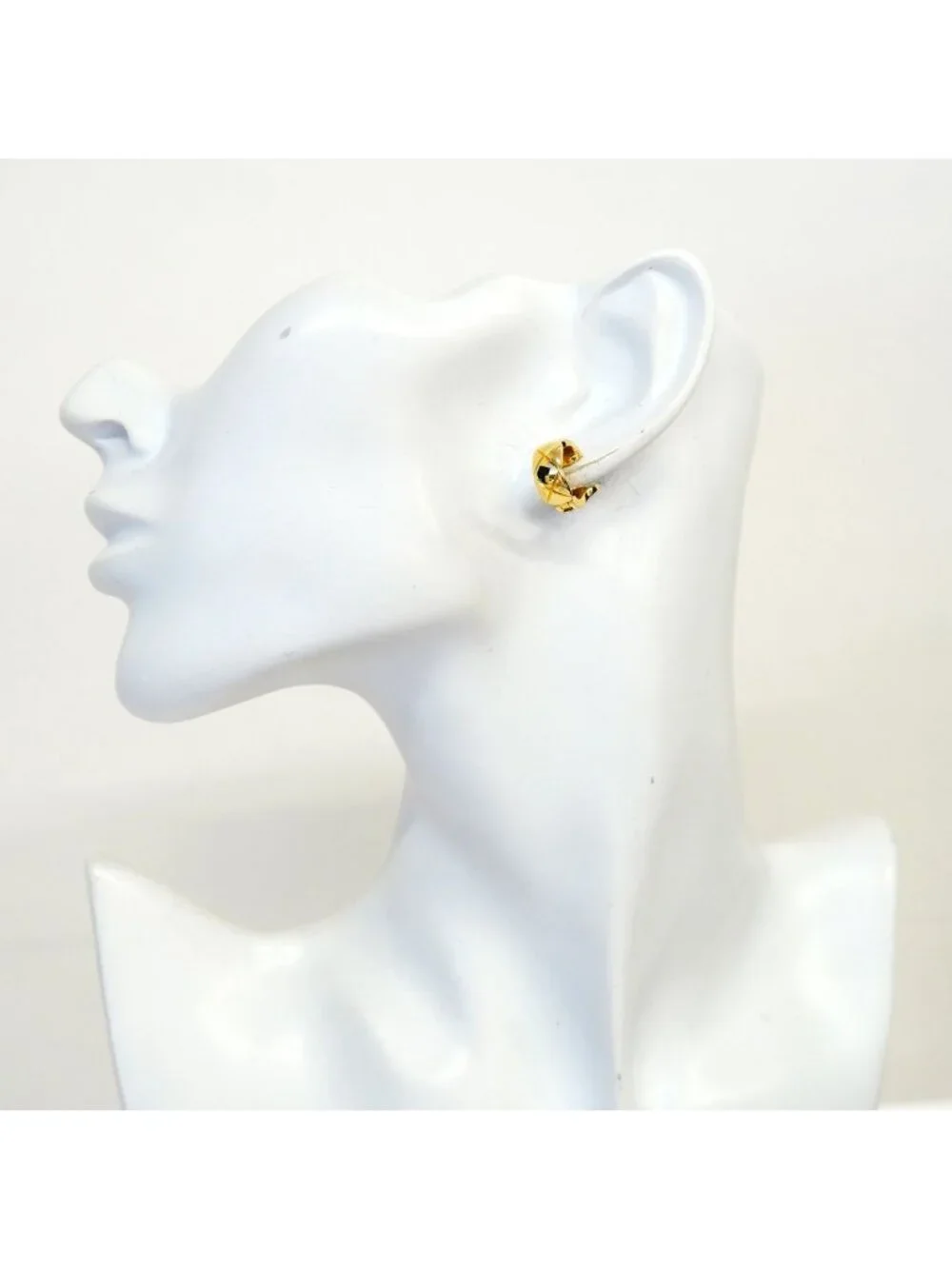 Chanel Earrings Coco Crush 18k Yellow Gold